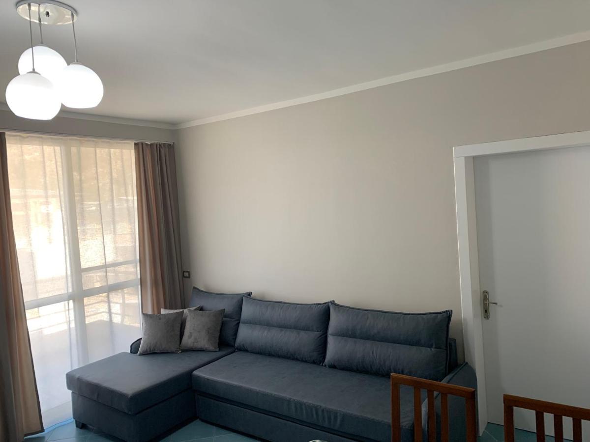 Eri Apartments 4 Shëngjin Extérieur photo